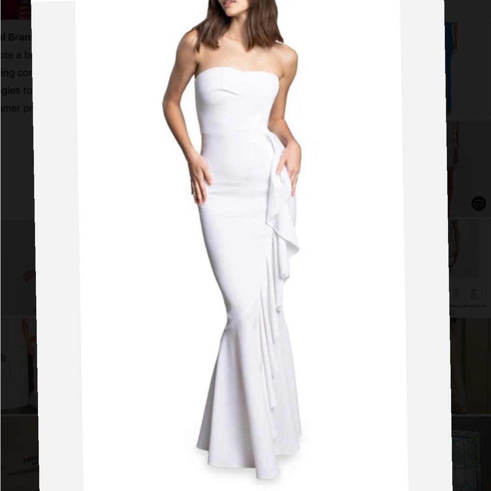 Revolve Dress the Population Paris Gown. Originally $250
Worn once. Dry cleaned